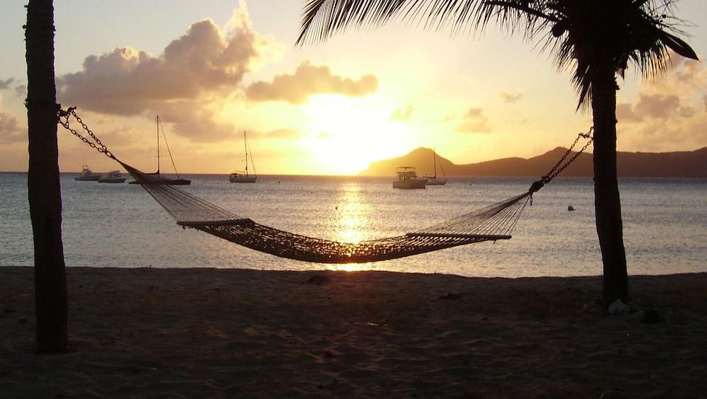 Oualie Beach Resort Nevis Exterior photo